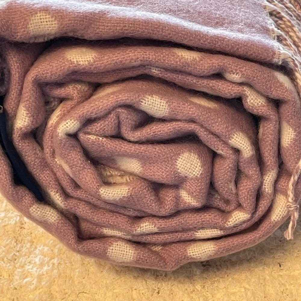 HOME REFLECTIONS Dot Throw with Fringe reversible In Lilac - Picture 12 of 13